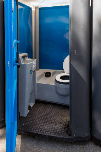 Best Portable toilet rental cost  in Peru, IL