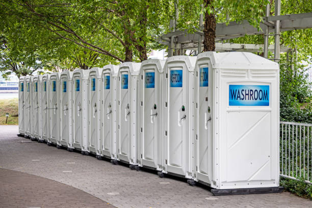Best Portable restroom trailer rental  in Peru, IL